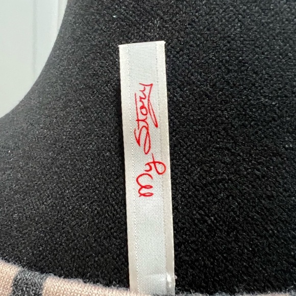 Leopard Print Long Sleeve Top - Picture 3 of 4